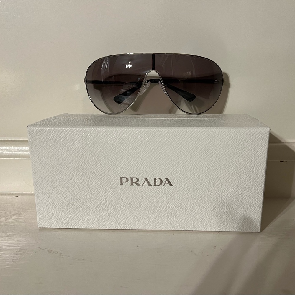 PRADA sunglasses Style OPR 55XS